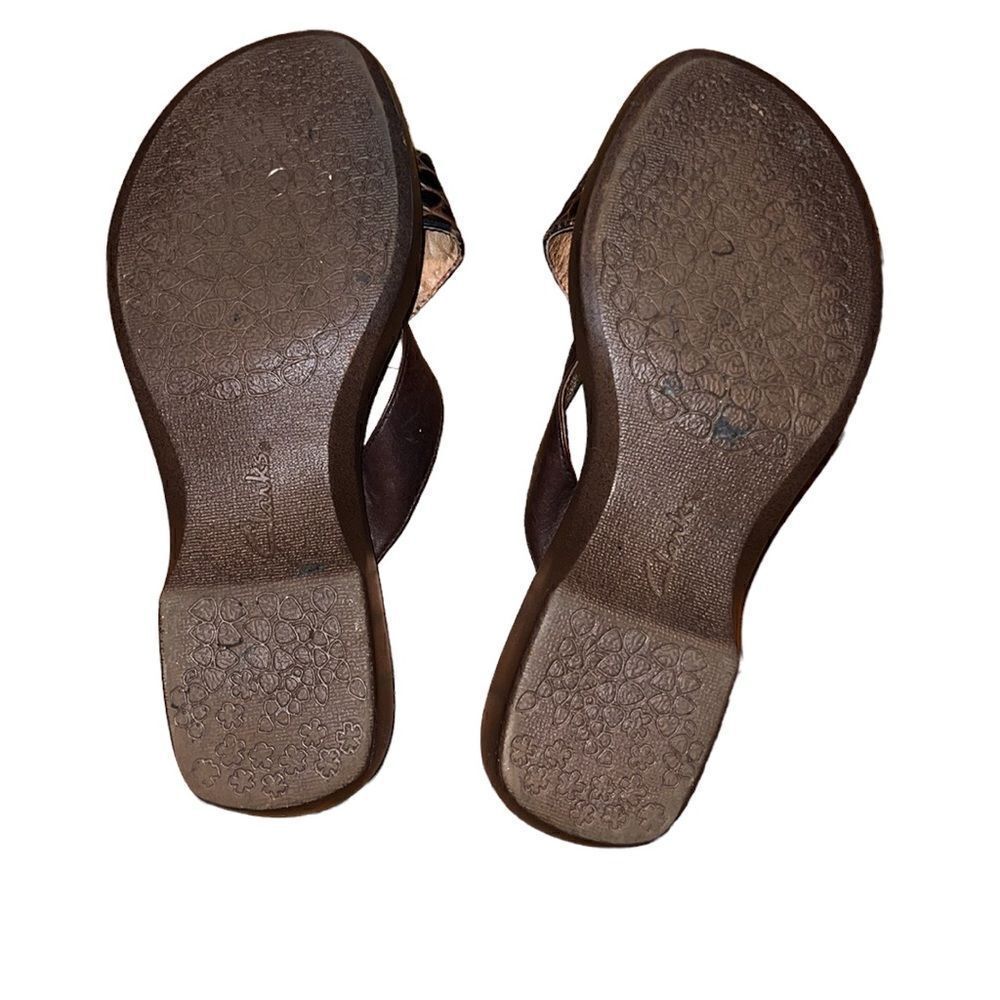 Clarks Brown Leather Thong Sandals Size 8 M - Picture 5 of 5